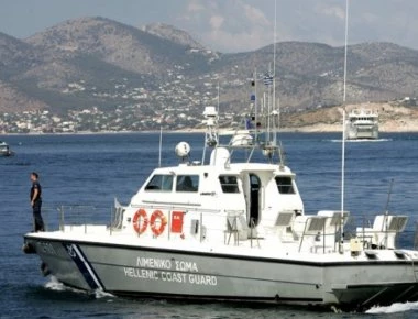 Λέσβος: 19χρονη έκρυψε 21χρονο στη βαλίτσα της - Τους έπιασαν οι λιμενικοί